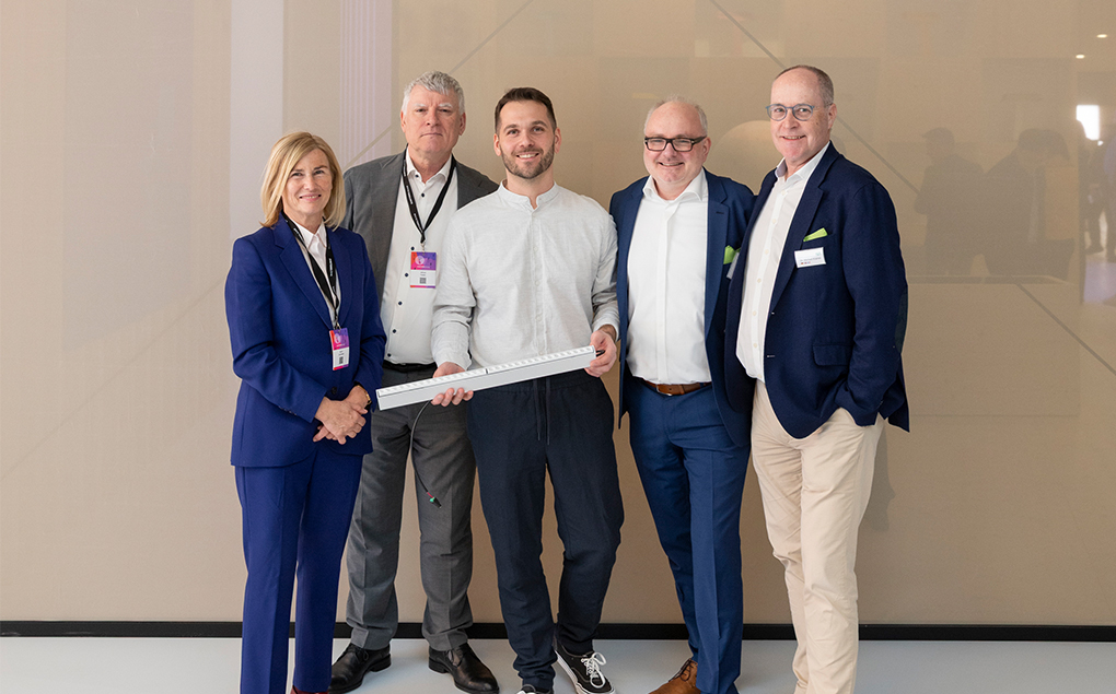 New sales partnership between ZUMTOBEL GROUP and apl was sealed